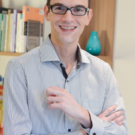 Elder Lanzani Freitas